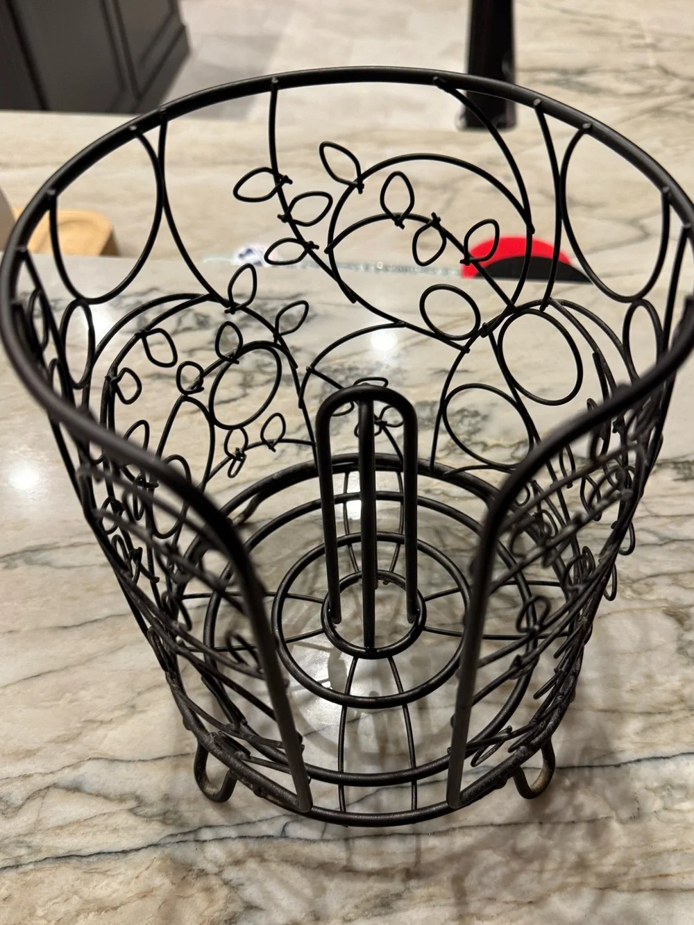 Decorative Black Wire Paper Towel Holder